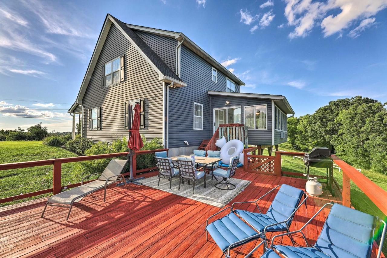 Williamstown Gem With Private Pool And Hot Tub! Villa Buitenkant foto