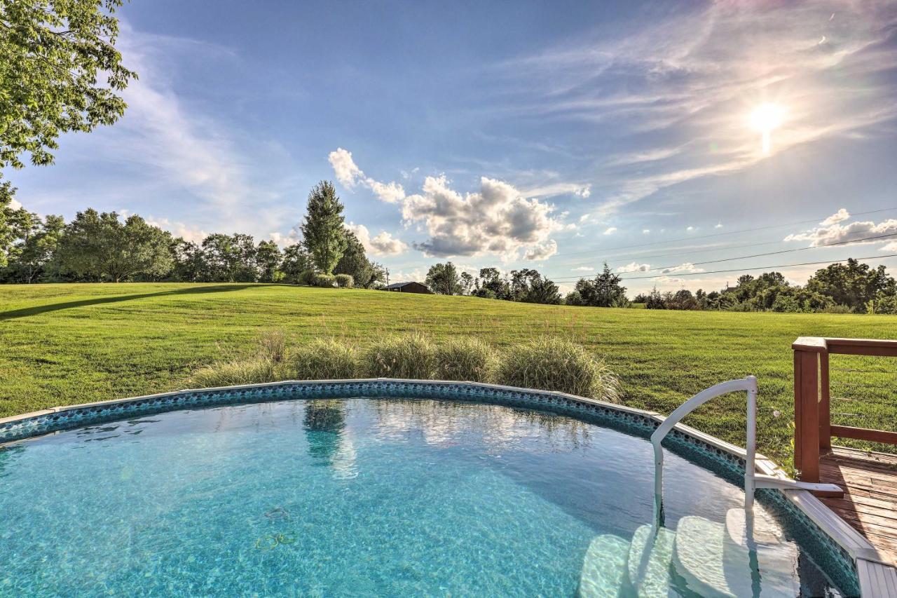 Williamstown Gem With Private Pool And Hot Tub! Villa Buitenkant foto